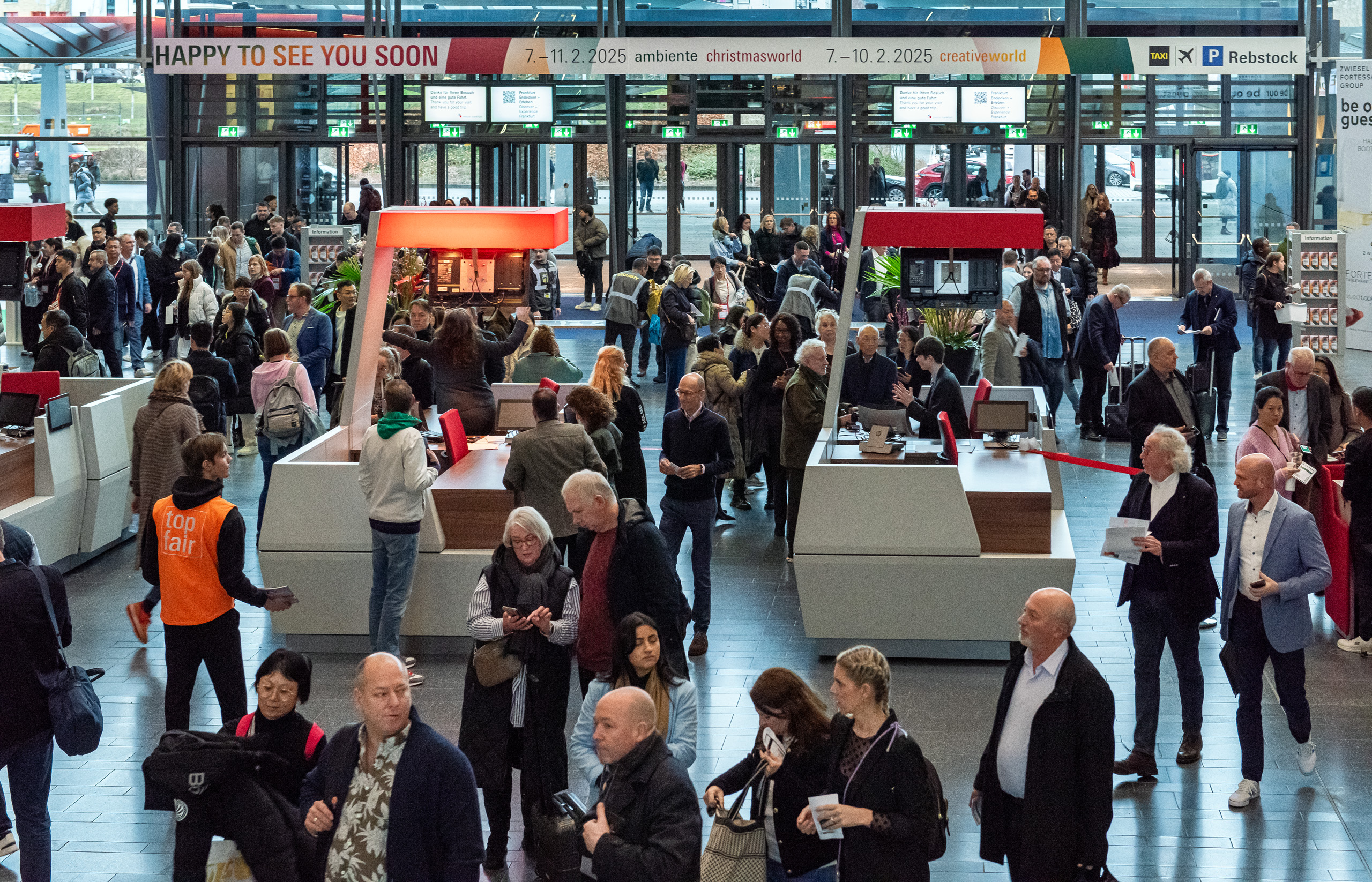 People at the entrance to the Ambiente, Christmasworld and Creativeworld trade fairs