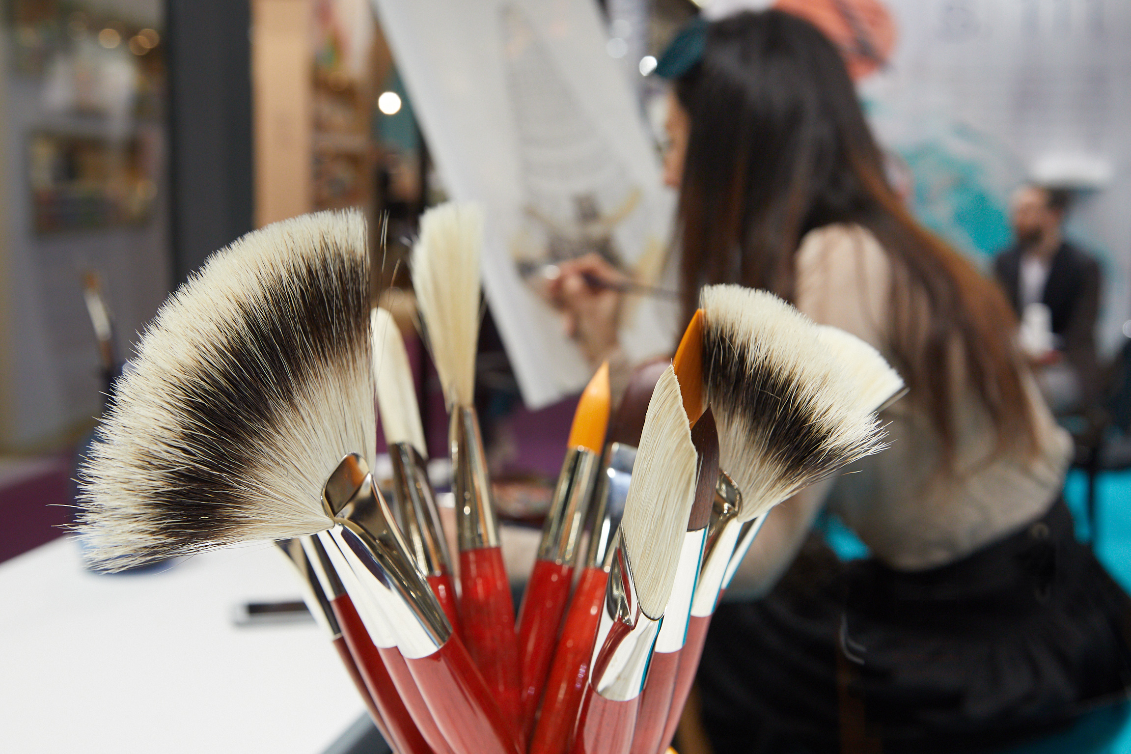 Graphic artists' and artists' requisites/Grafik- und Künstlerbedarf