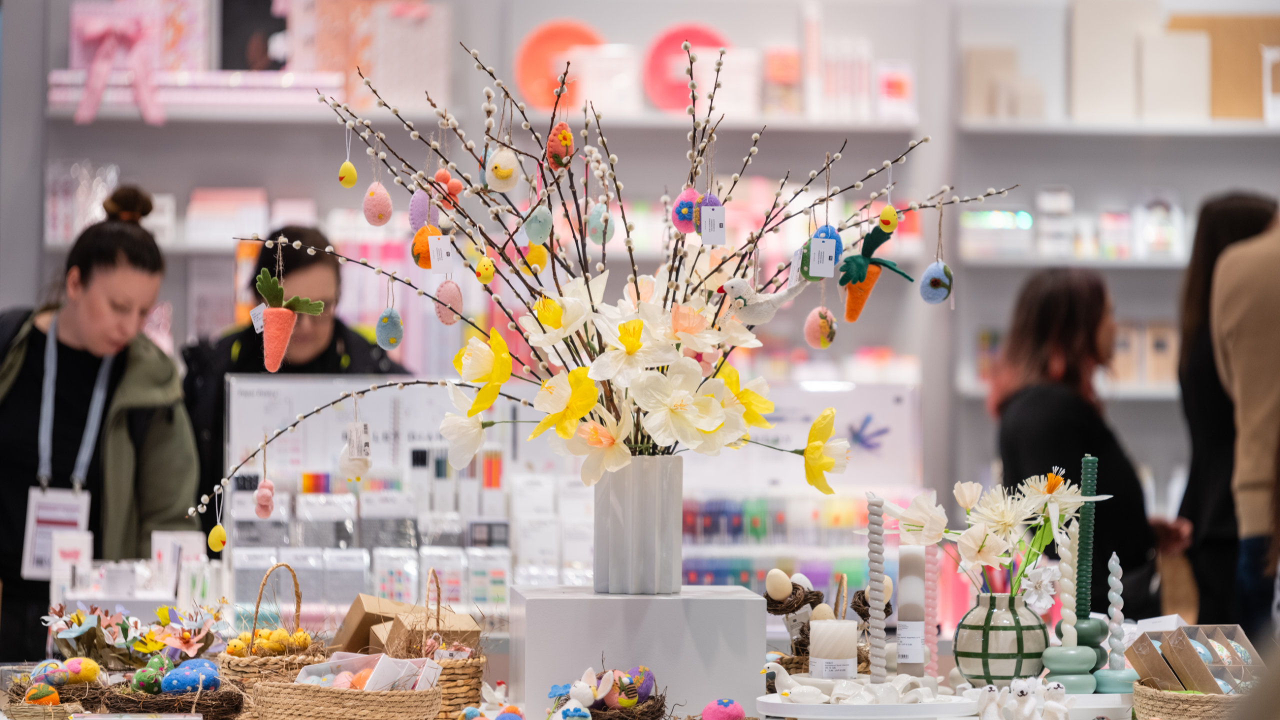 Spring decorations at Creativeworld