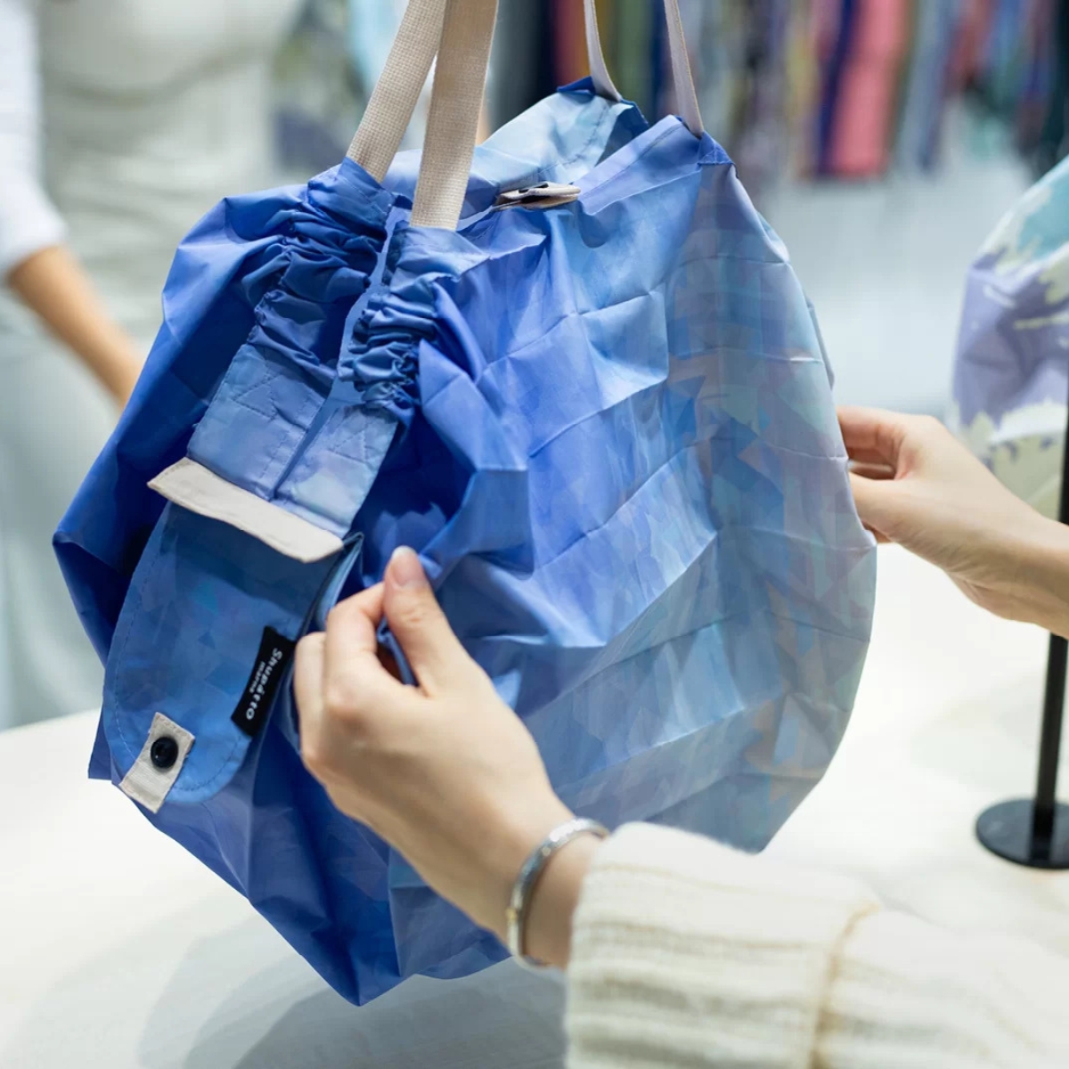 Sustainable bag in blue
